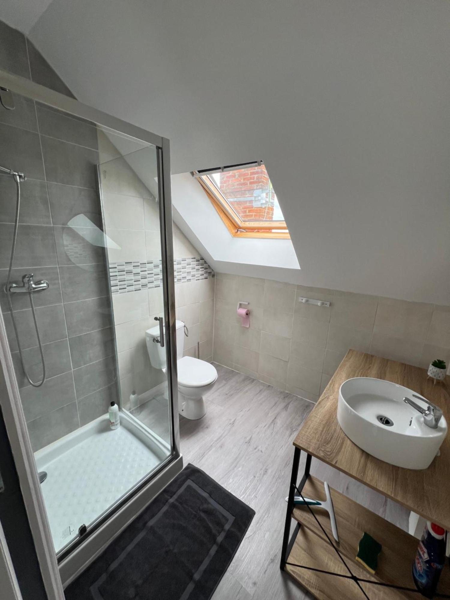 Appartement Avec Cours Saint-Brisson-sur-Loire Buitenkant foto